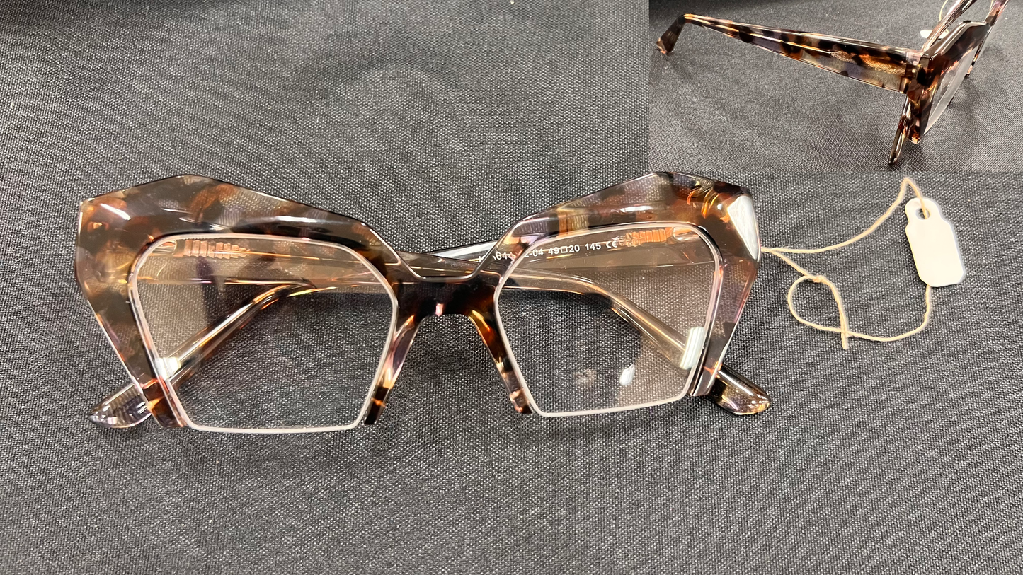 Wanda's Collection - Chic Vision