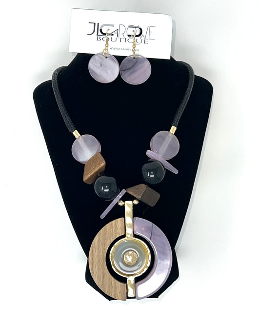 Fashion Jewelry Moon Set (Resin and Wood) (Limited Stock)